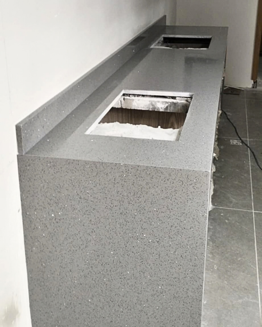 Gray (Quartz)
