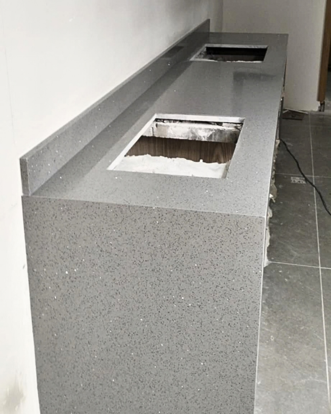 Gray (Quartz)