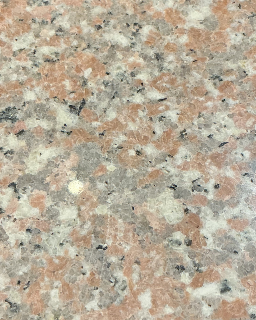 Frisk Red (Granite)