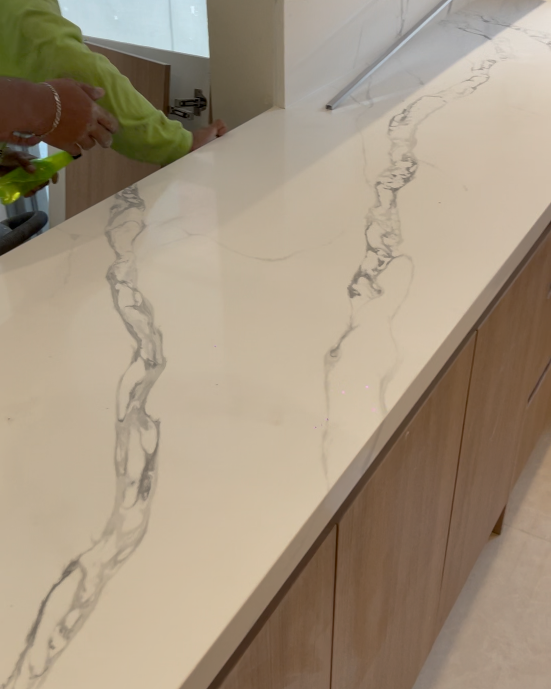Calacata Classic (Quartz)